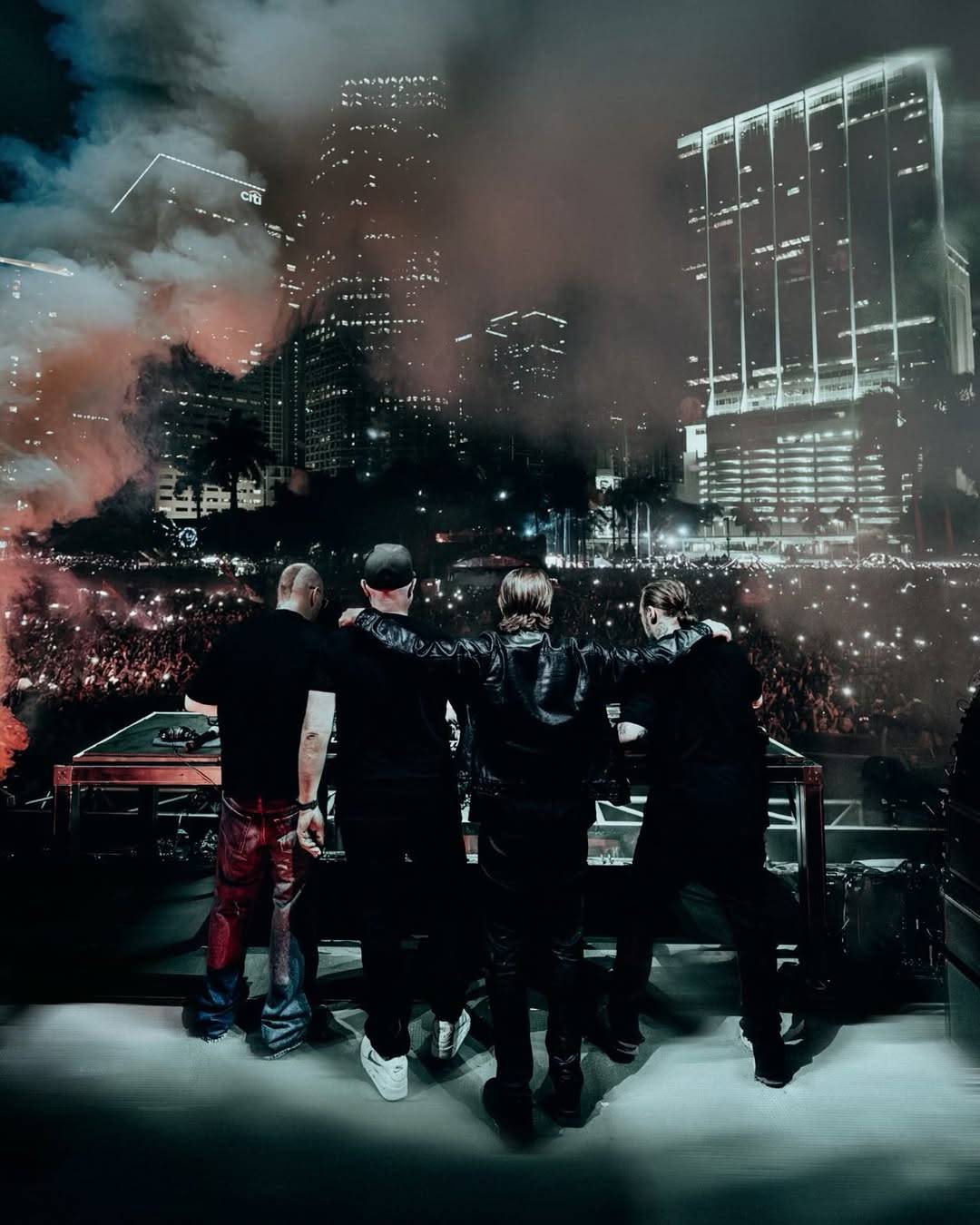Discovery splash banner for r/SwedishHouseMafia Discord server