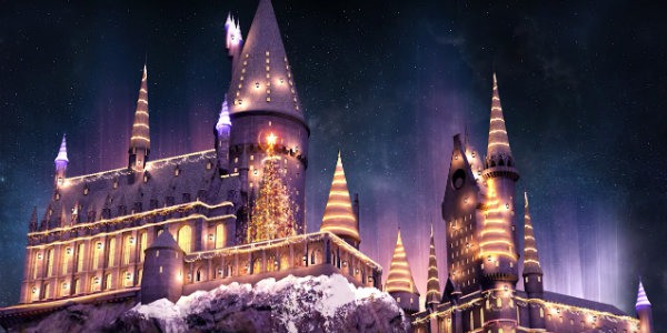 Discovery splash banner for Hogwarts Discord server