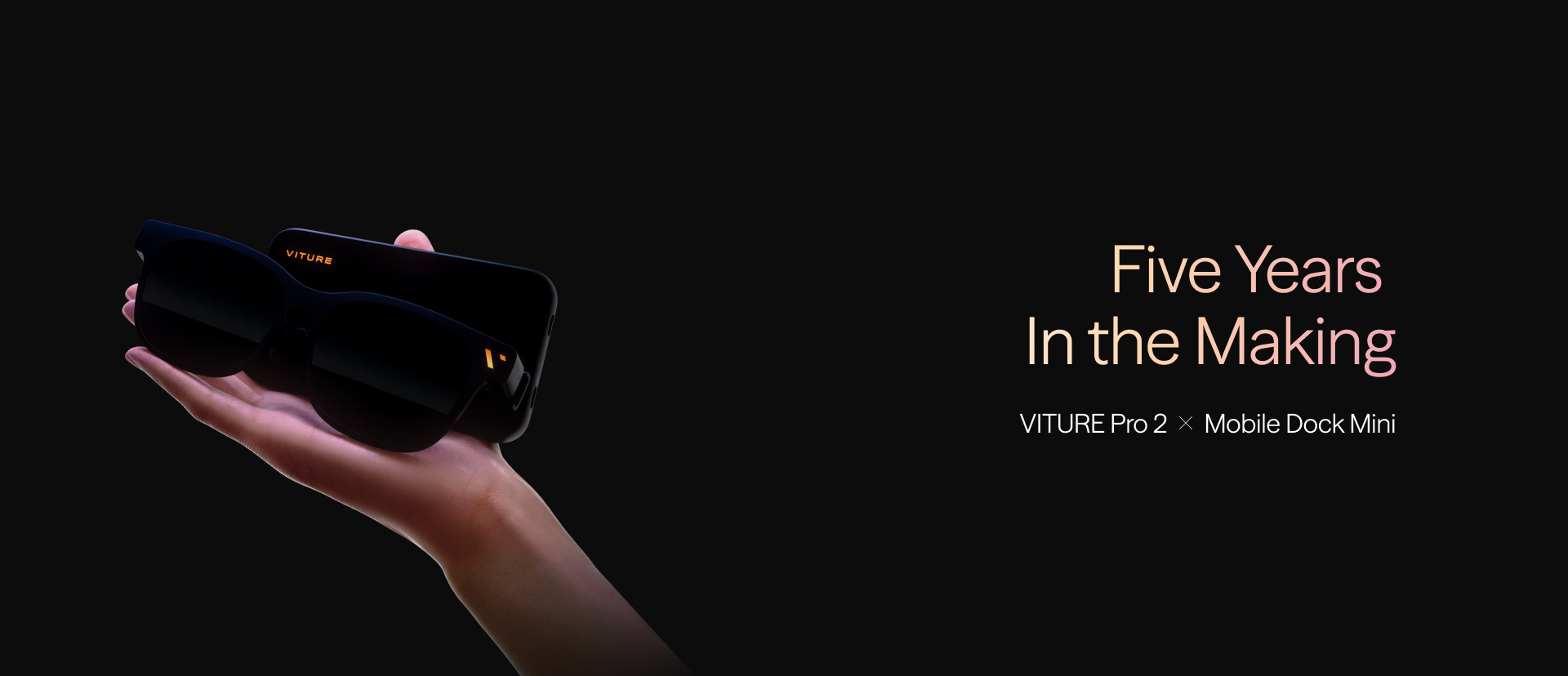 Discovery splash banner for VITURE Discord server
